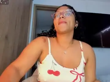 Chaturbate Live Sex of iriss_25