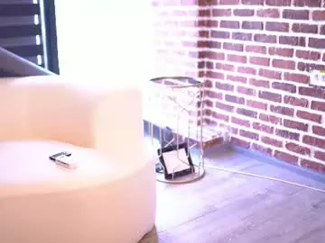 Chaturbate Adult Webcam of amiraaluxe