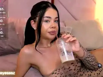 Chaturbate Watch Live Sex Cams of alexaheyess