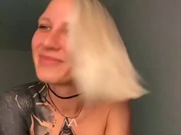 Chaturbate Sex Cam of blonde_fuck_couple