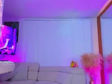 Chaturbate Live Sex Cam of juana18quintero