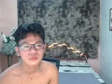 Chaturbate Live Porn of urdreamboy_doms