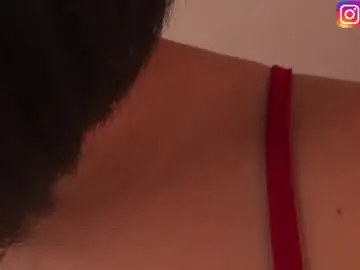 Chaturbate Live Porn of moon_eyess