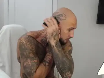 Chaturbate Best live sex cam show of maxi_foxxx