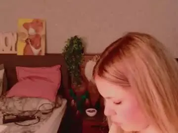 Chaturbate Live Sex Cam of kimevanss