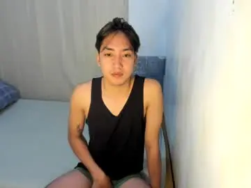 Chaturbate Adult Video Chat of tastylicious_kim