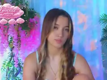 Chaturbate Free Porn Cam of aliviafarrell