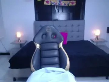 Chaturbate Sex Cam of ariel_1_
