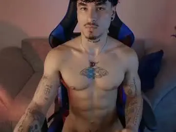 Chaturbate Nude Webcam of thomas_fit1