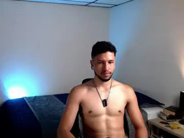 Chaturbate Live Sex Cam of yeff_stone