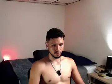 Chaturbate Live Sex Cam of yeff_stone