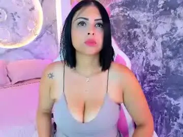 Chaturbate Live Sex Cam of belleanderson