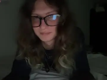 Chaturbate Live Sex Cam of alicepinkhead