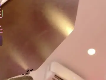 Chaturbate Free Live Porn of emily_baby20