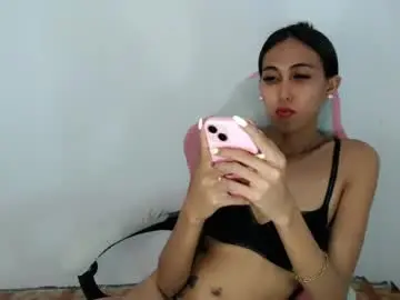 Chaturbate Sex Cam of lucyseductive_
