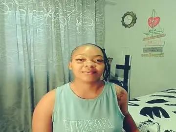 Chaturbate Live Sex Cam of ebonyshy123x