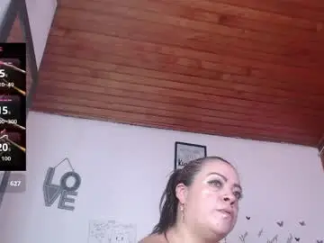 Chaturbate Watch Live Sex Cams of mature_liaa