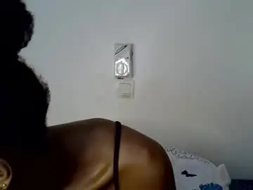 Chaturbate Free Live Porn of melissah_hot