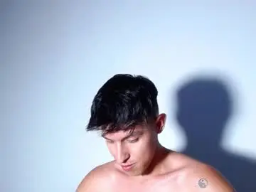 Chaturbate Watch Live Sex Cams of rowanboy23
