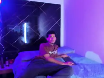 Chaturbate Watch Live Sex Cams of strikeandsweet