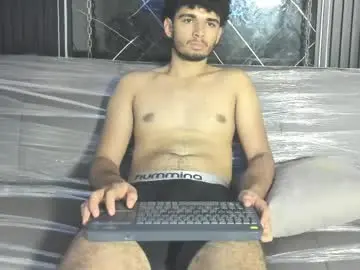 Chaturbate Nude Webcam of lucasthomson_
