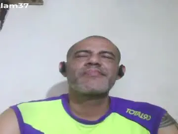 Chaturbate Live Sex of retlam37