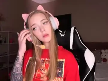 Chaturbate Live Sex Cam of evamourr