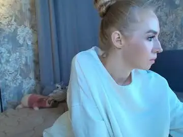 Chaturbate Best live sex cam show of solacefeather