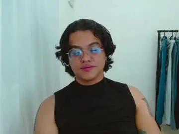 Chaturbate Sex Cam of dan_blous