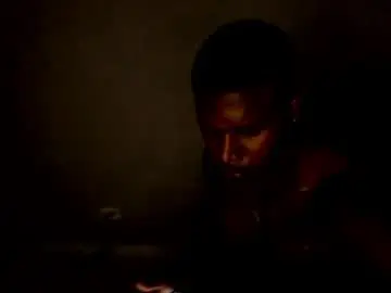 Chaturbate Live Sex Cam of leonardo_jones1