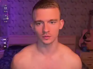 Chaturbate Live Sex Cam of marvelboy_