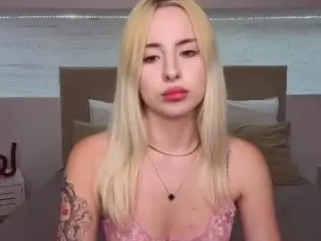 Chaturbate Watch Live Sex Cams of bella_crazyy