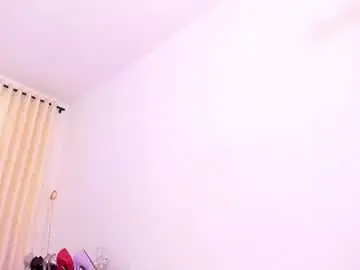 Chaturbate Live Sex of laura__martiinez
