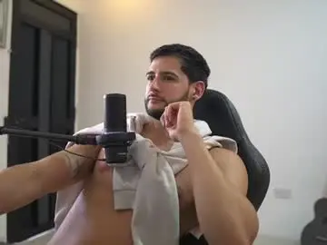 Chaturbate Watch Live Sex Cams of saimonhot1