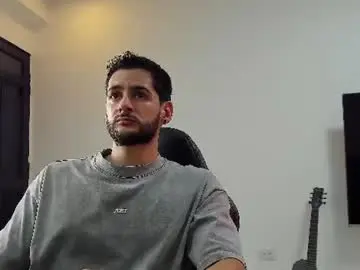 Chaturbate Live Sex Cam of saimonhot1