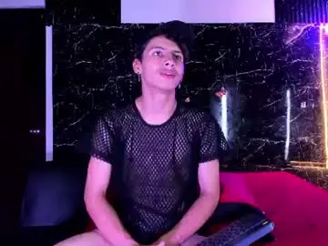 Chaturbate Sex Chat of adrian_wolff