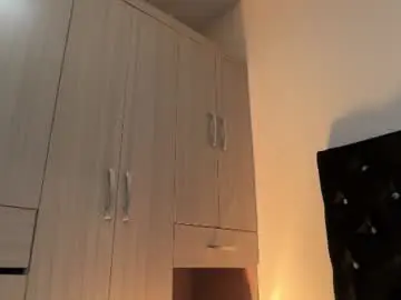 Chaturbate Watch Live Sex Cams of eren_blade_