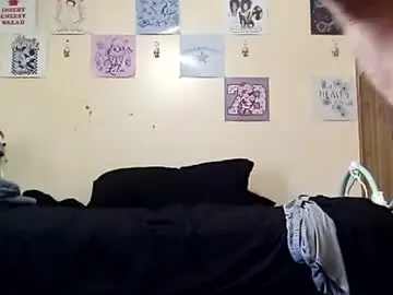 Chaturbate Live Sex Cam of iyzyoatnzmlz
