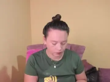 Chaturbate Live Sex Cam of lunnadoll