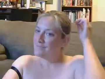 Chaturbate Nude Webcam of mistymountains96