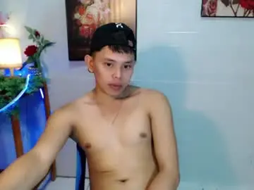 Chaturbate Live Sex Cam of seductive_maxxx