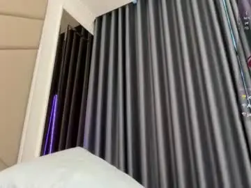 Chaturbate Free Live Porn of sexy_misses19