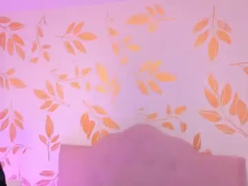Chaturbate Live Sex Cam of alix_bay