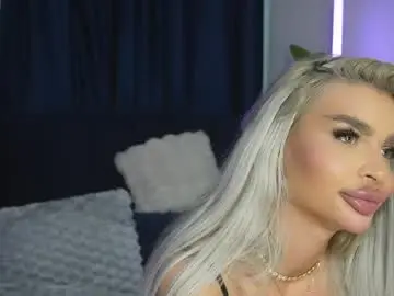 Chaturbate Adult Video Chat of chrystalcade