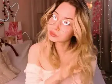 Chaturbate Watch Live Sex Cams of leyalayla