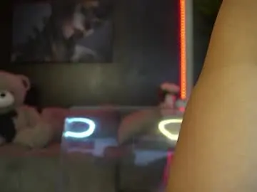 Chaturbate Best live sex cam show of carolinapetra