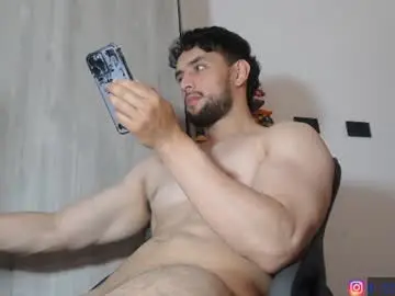 Chaturbate Free Porn Cam of ivanhot279