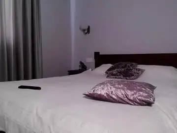 Chaturbate Live Sex Cam of betty_sw