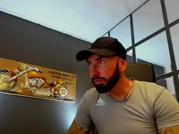 Chaturbate Best live sex cam show of arongrant