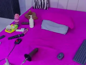 Chaturbate Live Sex Cam of ashly_miller2